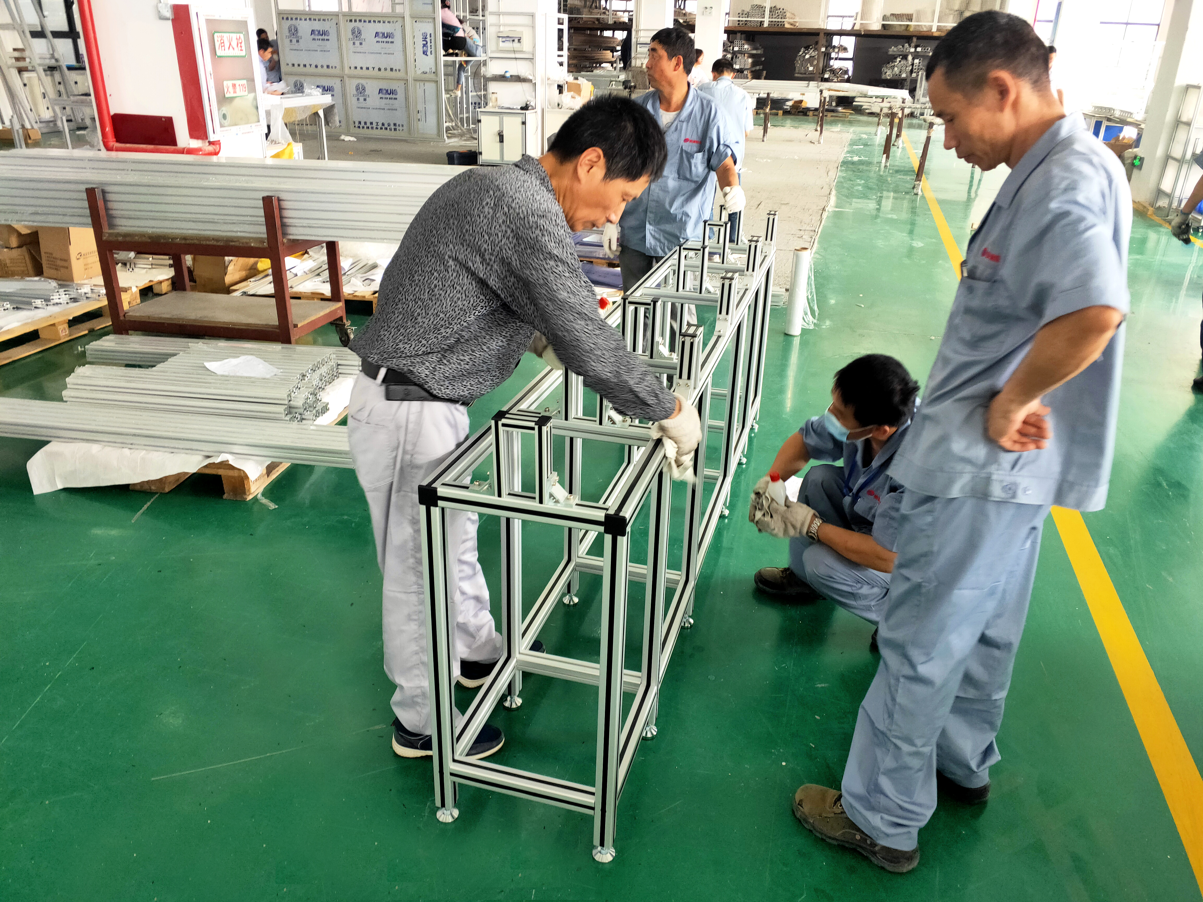 工業(yè)鋁型材圍欄，不同客戶的加工方案